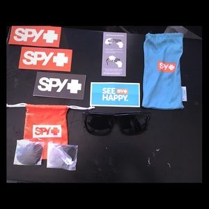 BRAND NEW (SPY) DISCORDS!!